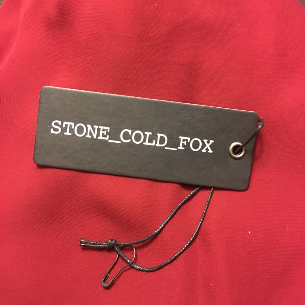 Stone Cold Fox Masonic Gown in Oxblood - Picture 4 of 8